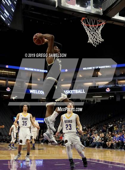 Thumbnail 2 in Mt. Shasta vs Foothill (CIF State D5 Final) photogallery.