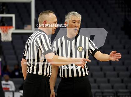 Thumbnail 2 in Mt. Shasta vs Foothill (CIF State D5 Final) photogallery.