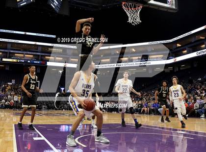Thumbnail 1 in Mt. Shasta vs Foothill (CIF State D5 Final) photogallery.