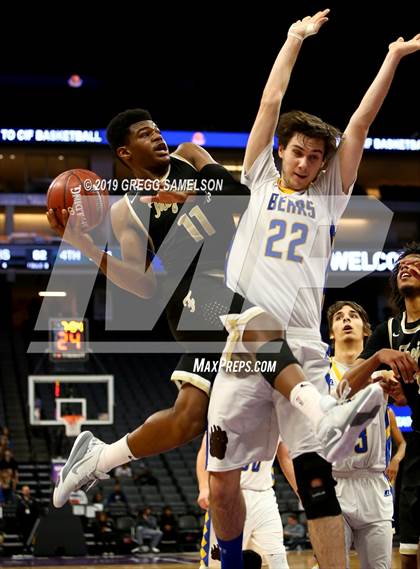 Thumbnail 2 in Mt. Shasta vs Foothill (CIF State D5 Final) photogallery.