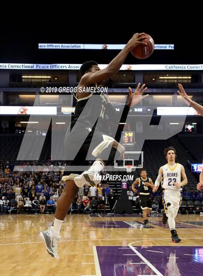 Thumbnail 3 in Mt. Shasta vs Foothill (CIF State D5 Final) photogallery.