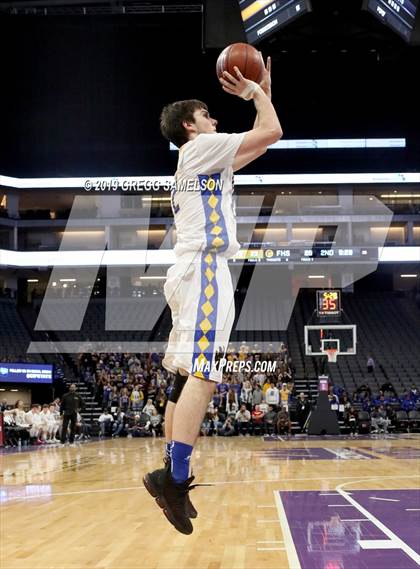 Thumbnail 3 in Mt. Shasta vs Foothill (CIF State D5 Final) photogallery.