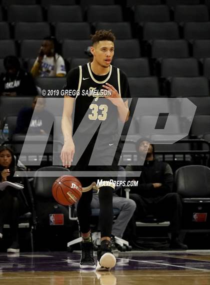 Thumbnail 1 in Mt. Shasta vs Foothill (CIF State D5 Final) photogallery.