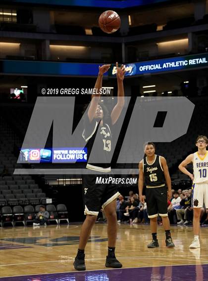 Thumbnail 3 in Mt. Shasta vs Foothill (CIF State D5 Final) photogallery.
