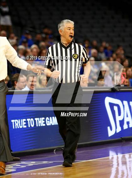 Thumbnail 2 in Mt. Shasta vs Foothill (CIF State D5 Final) photogallery.