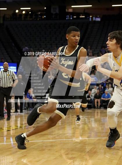 Thumbnail 2 in Mt. Shasta vs Foothill (CIF State D5 Final) photogallery.