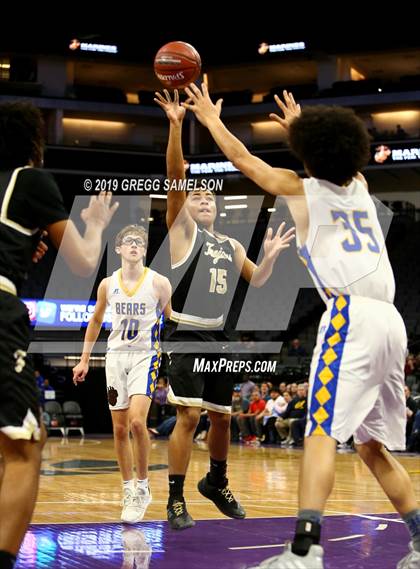 Thumbnail 3 in Mt. Shasta vs Foothill (CIF State D5 Final) photogallery.