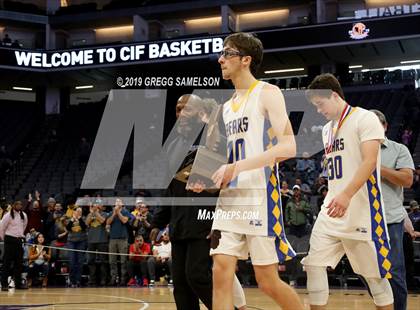 Thumbnail 1 in Mt. Shasta vs Foothill (CIF State D5 Final) photogallery.