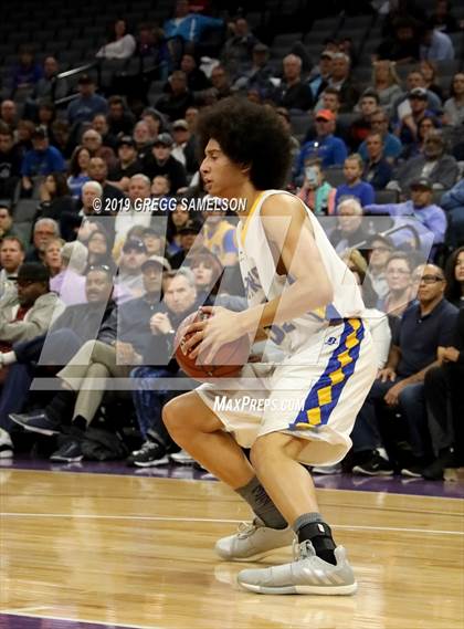 Thumbnail 2 in Mt. Shasta vs Foothill (CIF State D5 Final) photogallery.