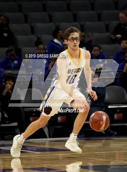 Thumbnail 1 in Mt. Shasta vs Foothill (CIF State D5 Final) photogallery.