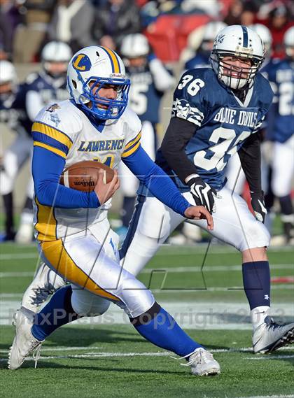 Thumbnail 2 in Lawrence vs. Huntington (Long Island Class III Final) photogallery.