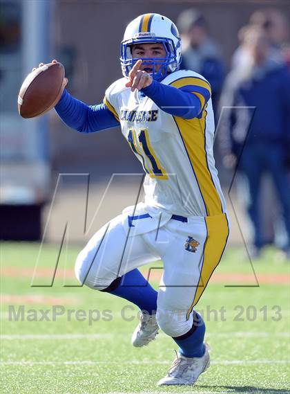 Thumbnail 2 in Lawrence vs. Huntington (Long Island Class III Final) photogallery.
