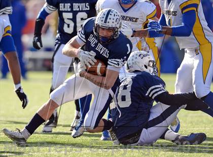 Thumbnail 2 in Lawrence vs. Huntington (Long Island Class III Final) photogallery.