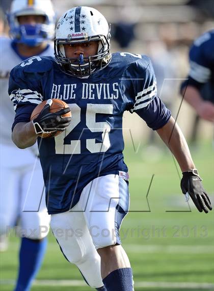 Thumbnail 1 in Lawrence vs. Huntington (Long Island Class III Final) photogallery.