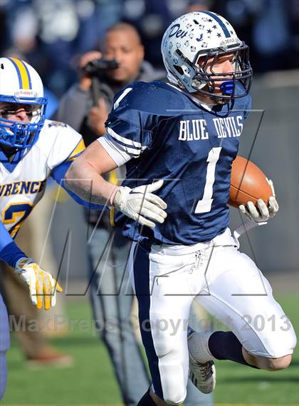 Thumbnail 1 in Lawrence vs. Huntington (Long Island Class III Final) photogallery.