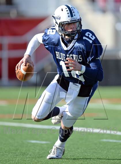 Thumbnail 3 in Lawrence vs. Huntington (Long Island Class III Final) photogallery.