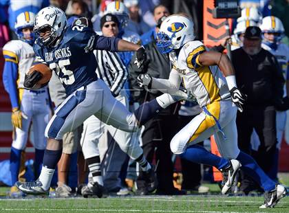 Thumbnail 1 in Lawrence vs. Huntington (Long Island Class III Final) photogallery.