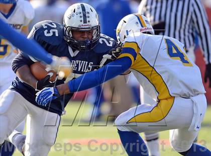 Thumbnail 1 in Lawrence vs. Huntington (Long Island Class III Final) photogallery.