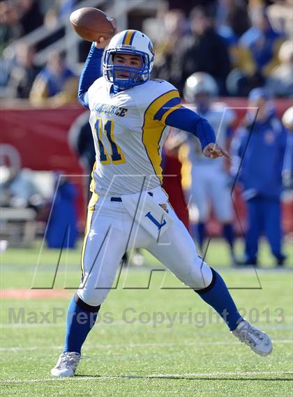 Thumbnail 3 in Lawrence vs. Huntington (Long Island Class III Final) photogallery.