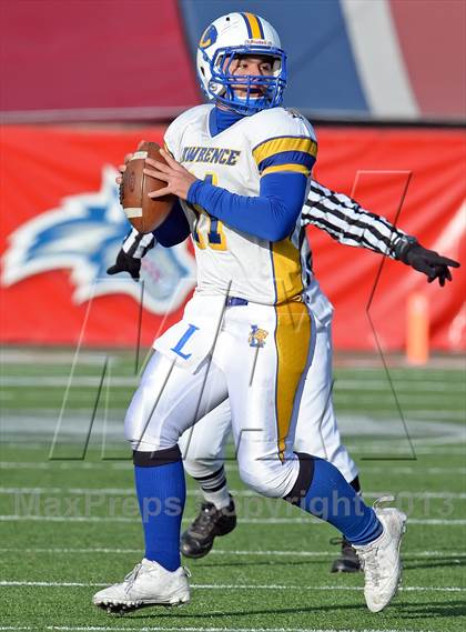 Thumbnail 1 in Lawrence vs. Huntington (Long Island Class III Final) photogallery.