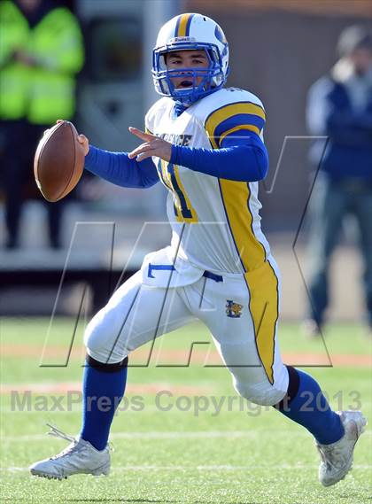 Thumbnail 3 in Lawrence vs. Huntington (Long Island Class III Final) photogallery.