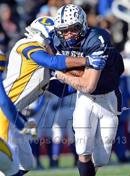 Thumbnail 3 in Lawrence vs. Huntington (Long Island Class III Final) photogallery.