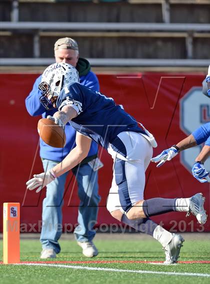 Thumbnail 2 in Lawrence vs. Huntington (Long Island Class III Final) photogallery.