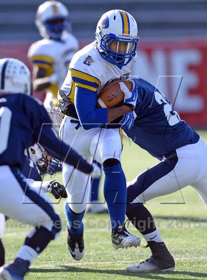 Thumbnail 1 in Lawrence vs. Huntington (Long Island Class III Final) photogallery.