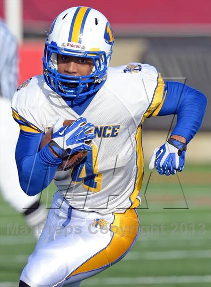 Thumbnail 1 in Lawrence vs. Huntington (Long Island Class III Final) photogallery.