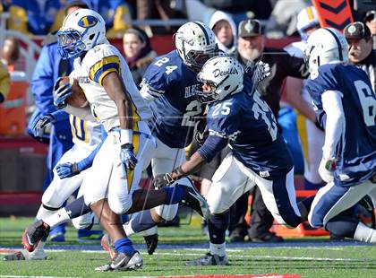 Thumbnail 2 in Lawrence vs. Huntington (Long Island Class III Final) photogallery.