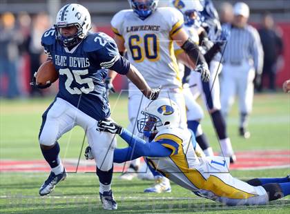 Thumbnail 3 in Lawrence vs. Huntington (Long Island Class III Final) photogallery.