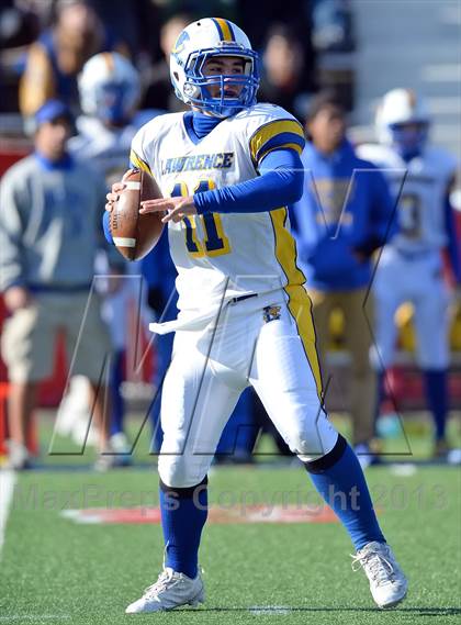 Thumbnail 3 in Lawrence vs. Huntington (Long Island Class III Final) photogallery.