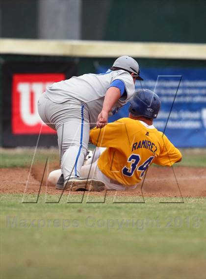 Thumbnail 2 in Del Campo vs. Benicia (CIF SJS D-2 Section Final) photogallery.