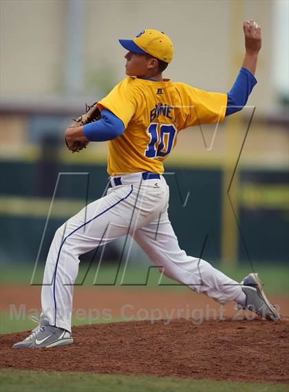 Thumbnail 3 in Del Campo vs. Benicia (CIF SJS D-2 Section Final) photogallery.