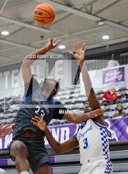 Thumbnail 3 in Bryant vs. Millwood (Hoopin on the Hill) photogallery.