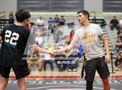 Thumbnail 2 in CIF-CS D4 Section Finals photogallery.
