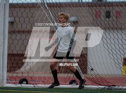 Thumbnail 2 in Legend vs Doherty photogallery.