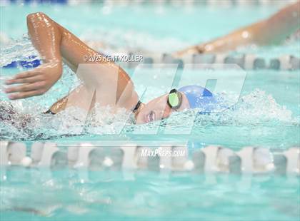 Thumbnail 3 in Chippewa Valley vs. St. Clair (Titan Relays) photogallery.