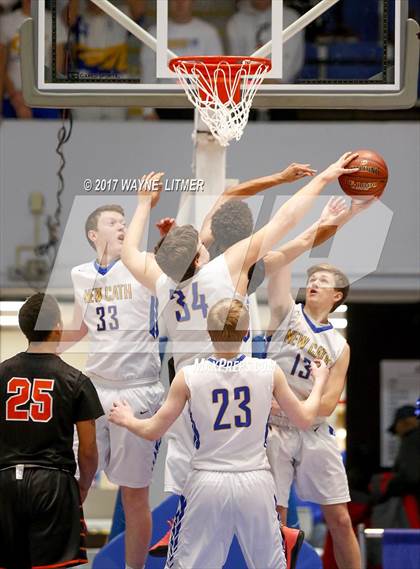 Thumbnail 2 in Newport Central Catholic vs. Paris photogallery.