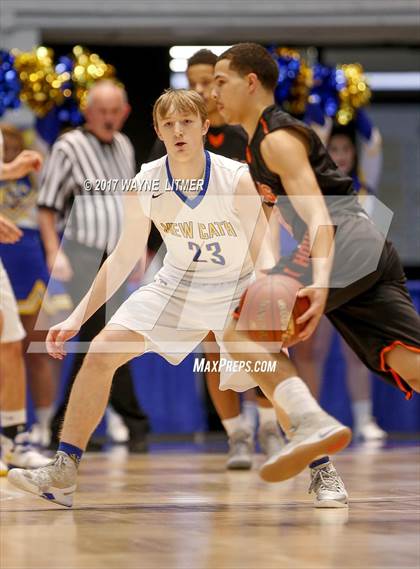 Thumbnail 1 in Newport Central Catholic vs. Paris photogallery.