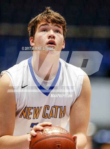 Thumbnail 3 in Newport Central Catholic vs. Paris photogallery.