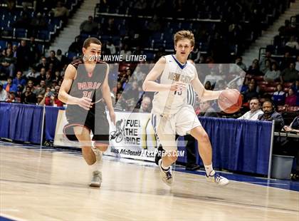 Thumbnail 3 in Newport Central Catholic vs. Paris photogallery.