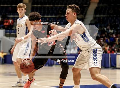 Thumbnail 3 in Newport Central Catholic vs. Paris photogallery.