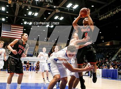 Thumbnail 2 in Newport Central Catholic vs. Paris photogallery.