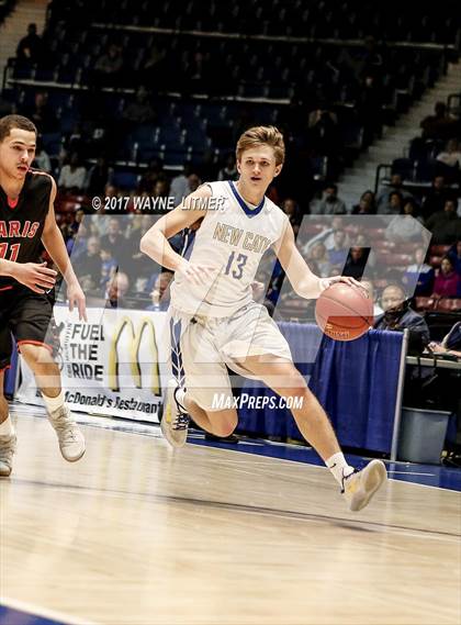 Thumbnail 1 in Newport Central Catholic vs. Paris photogallery.