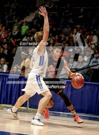 Thumbnail 1 in Newport Central Catholic vs. Paris photogallery.