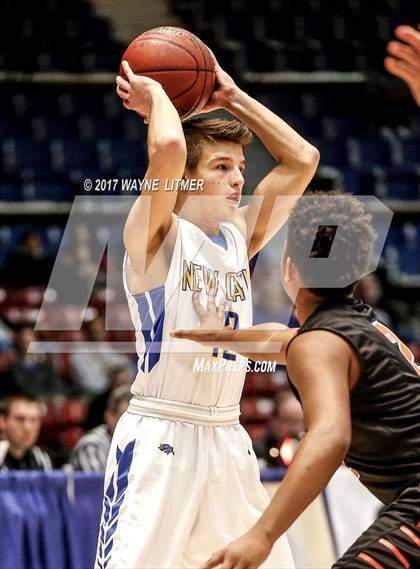 Thumbnail 2 in Newport Central Catholic vs. Paris photogallery.