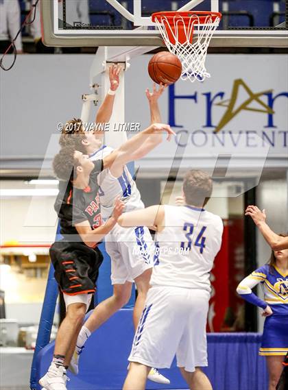 Thumbnail 1 in Newport Central Catholic vs. Paris photogallery.