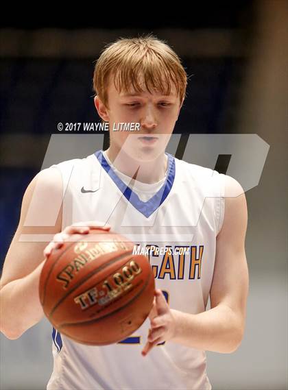 Thumbnail 3 in Newport Central Catholic vs. Paris photogallery.