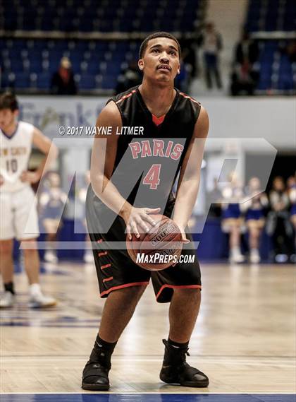 Thumbnail 1 in Newport Central Catholic vs. Paris photogallery.